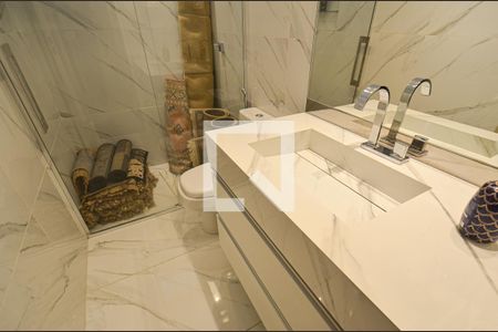 Apartamento à venda com 158m², 4 quartos e 2 vagasBanheiro social