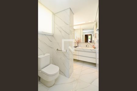 Apartamento à venda com 158m², 4 quartos e 2 vagasBanheiro suite