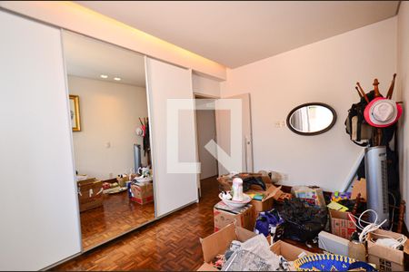 Apartamento à venda com 158m², 4 quartos e 2 vagasQuarto3