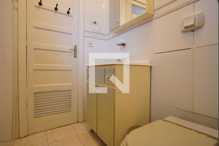 Casa à venda com 360m², 4 quartos e 4 vagasBanheiro Corredor 2