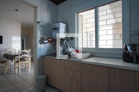 Casa à venda com 360m², 4 quartos e 4 vagasCozinha