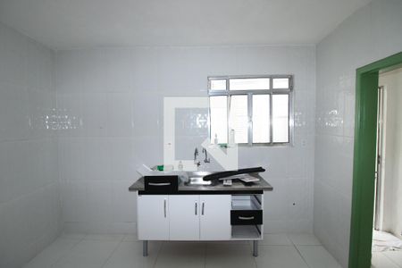 Cozinha de casa para alugar com 2 quartos, 60m² em Parada Inglesa, São Paulo