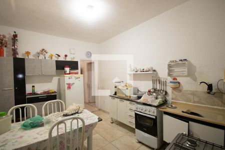 Casa à venda com 110m², 4 quartos e 1 vaga Casa à venda com 110m², 4 quartos e 1 vagaCozinha