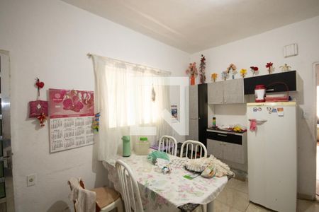 Casa à venda com 110m², 4 quartos e 1 vaga Casa à venda com 110m², 4 quartos e 1 vagaCozinha