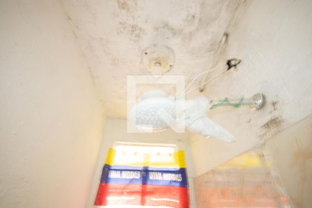 Casa à venda com 110m², 4 quartos e 1 vaga Casa à venda com 110m², 4 quartos e 1 vagaBanheiro