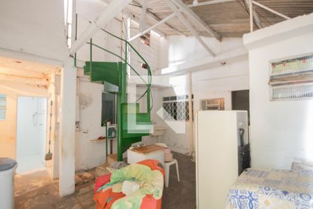 Casa à venda com 110m², 4 quartos e 1 vaga Casa à venda com 110m², 4 quartos e 1 vagaQuintal