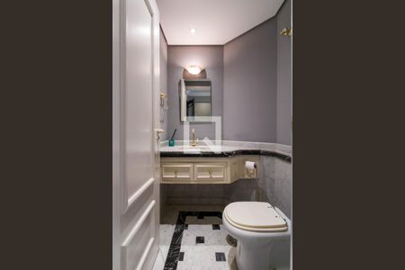 Apartamento para alugar com 234m², 3 quartos e 4 vagasLavabo