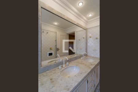 Apartamento para alugar com 234m², 3 quartos e 4 vagasSuíte 3