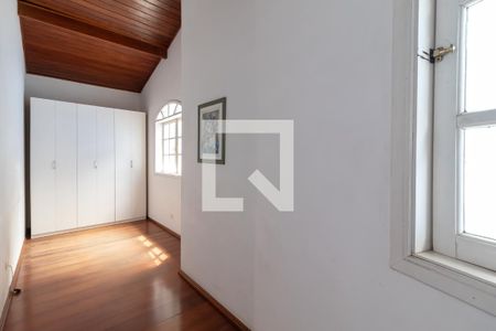 Casa à venda com 320m², 4 quartos e 5 vagasQuarto 3
