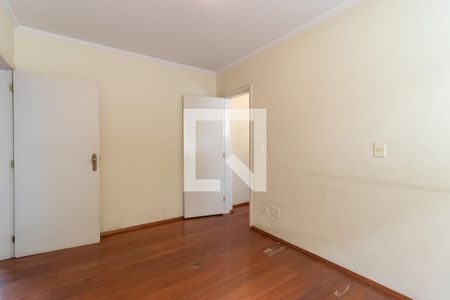 Casa à venda com 320m², 4 quartos e 5 vagasQuarto 1