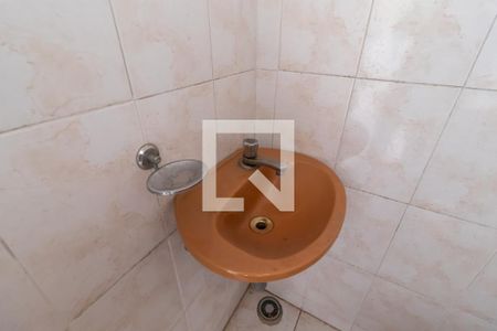 Casa à venda com 320m², 4 quartos e 5 vagasBanheiro de Serviço