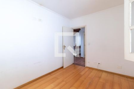 Casa à venda com 320m², 4 quartos e 5 vagasQuarto 2