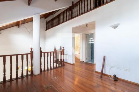 Casa à venda com 320m², 4 quartos e 5 vagasDeck