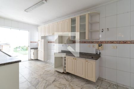 Casa à venda com 320m², 4 quartos e 5 vagasCozinha