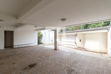 Casa à venda com 320m², 4 quartos e 5 vagasGaragem