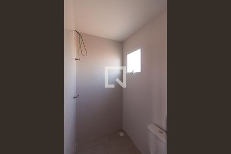 Banheiro de apartamento para alugar com 1 quarto, 30m² em Vila Ema, São Paulo