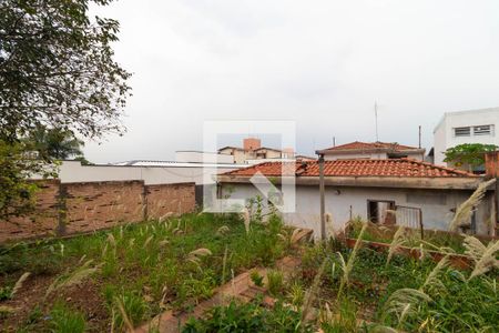Casa à venda com 336m², 3 quartos e 6 vagas Casa à venda com 336m², 3 quartos e 6 vagasQuintal