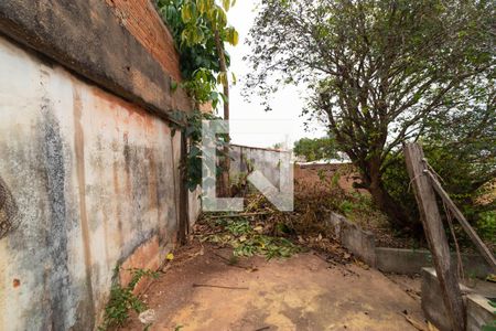 Casa à venda com 336m², 3 quartos e 6 vagas Casa à venda com 336m², 3 quartos e 6 vagasQuintal