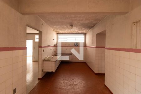 Casa à venda com 336m², 3 quartos e 6 vagas Casa à venda com 336m², 3 quartos e 6 vagasCozinha