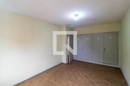 Casa à venda com 336m², 3 quartos e 6 vagas Casa à venda com 336m², 3 quartos e 6 vagasQuarto 02