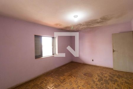 Casa à venda com 336m², 3 quartos e 6 vagas Casa à venda com 336m², 3 quartos e 6 vagasSuíte