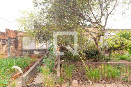 Casa à venda com 336m², 3 quartos e 6 vagas Casa à venda com 336m², 3 quartos e 6 vagasQuintal