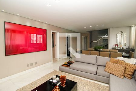 Apartamento para alugar com 256m², 3 quartos e 3 vagasSala