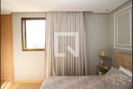 Apartamento para alugar com 256m², 3 quartos e 3 vagasQuarto 2