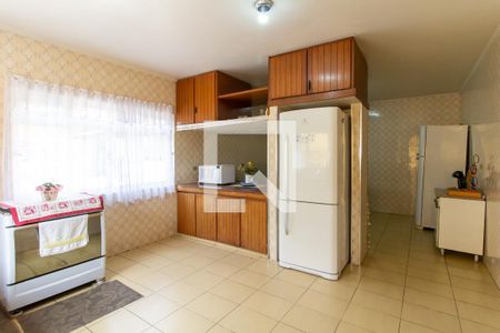 Casa à venda com 363m², 4 quartos e 4 vagasCozinha