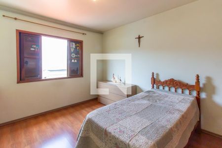 Casa à venda com 363m², 4 quartos e 4 vagasQuarto 4