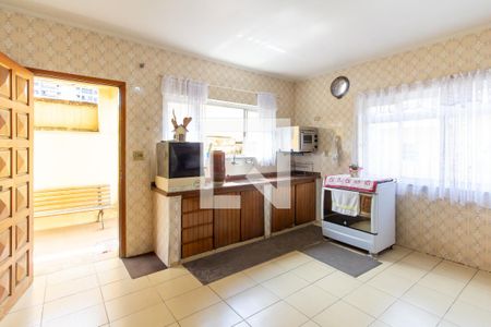 Casa à venda com 363m², 4 quartos e 4 vagasCozinha