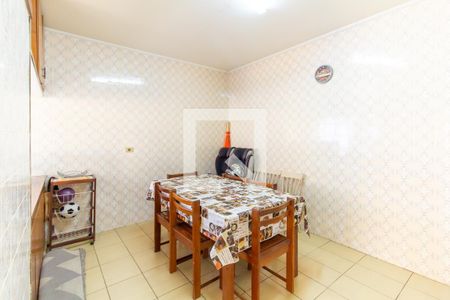 Casa à venda com 363m², 4 quartos e 4 vagasCozinha