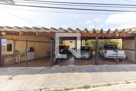 Casa à venda com 363m², 4 quartos e 4 vagasFachada
