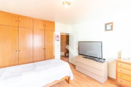 Casa à venda com 363m², 4 quartos e 4 vagasQuarto 4