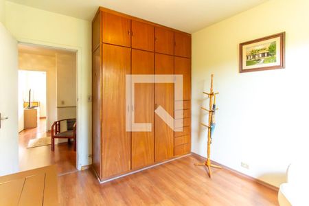 Casa à venda com 363m², 4 quartos e 4 vagasQuarto 2