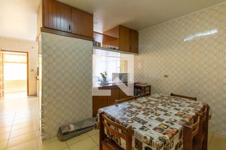 Casa à venda com 363m², 4 quartos e 4 vagasCozinha