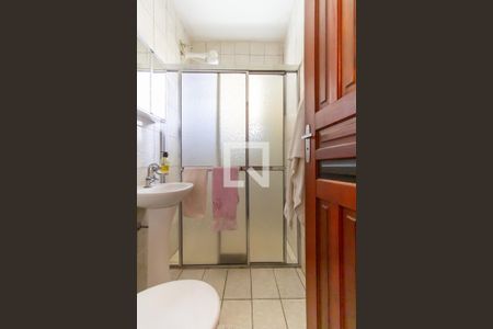 Casa à venda com 363m², 4 quartos e 4 vagasBanheiro da edícula