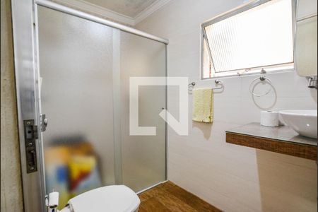Casa à venda com 130m², 2 quartos e 1 vagaBanheiro 2