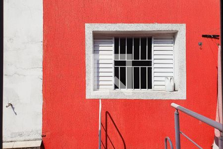 Casa à venda com 100m², 3 quartos e 1 vaga Casa à venda com 100m², 3 quartos e 1 vagaQuarto 3 ( Fora da casa ) - vista