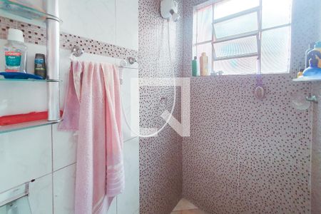 Casa à venda com 100m², 3 quartos e 1 vaga Casa à venda com 100m², 3 quartos e 1 vagaBanheiro Serviço