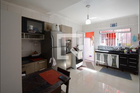 Casa à venda com 100m², 3 quartos e 1 vaga Casa à venda com 100m², 3 quartos e 1 vagaCozinha