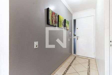 Entrada  de apartamento para alugar com 2 quartos, 62m² em Jardim Santa Emília, São Paulo