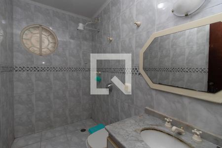 Casa à venda com 680m², 6 quartos e 7 vagas Casa à venda com 680m², 6 quartos e 7 vagasBanheiro da Suíte 1