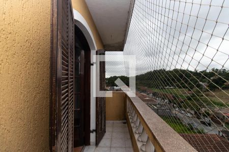 Casa à venda com 680m², 6 quartos e 7 vagas Casa à venda com 680m², 6 quartos e 7 vagasSacada Quartos