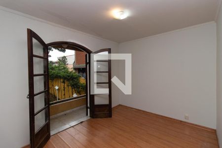 Casa à venda com 680m², 6 quartos e 7 vagas Casa à venda com 680m², 6 quartos e 7 vagasQuarto Suíte 1