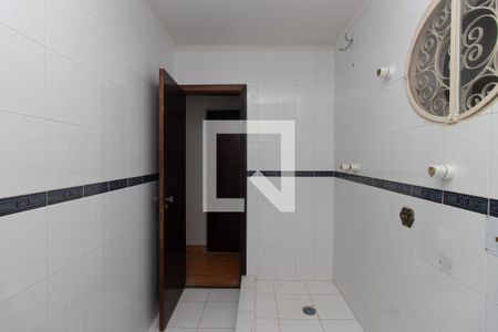 Casa à venda com 680m², 6 quartos e 7 vagas Casa à venda com 680m², 6 quartos e 7 vagasBanheiro da Suíte 2