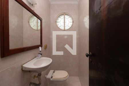 Casa à venda com 680m², 6 quartos e 7 vagas Casa à venda com 680m², 6 quartos e 7 vagasLavabo 1