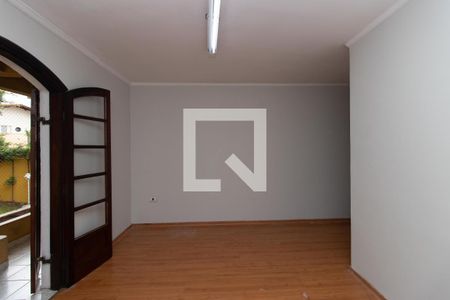 Casa à venda com 680m², 6 quartos e 7 vagas Casa à venda com 680m², 6 quartos e 7 vagasQuarto Suíte 5
