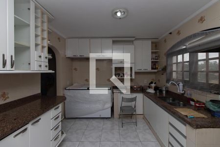 Casa à venda com 680m², 6 quartos e 7 vagas Casa à venda com 680m², 6 quartos e 7 vagasCozinha