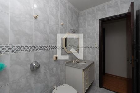 Casa à venda com 680m², 6 quartos e 7 vagas Casa à venda com 680m², 6 quartos e 7 vagasBanheiro da Suíte 1
